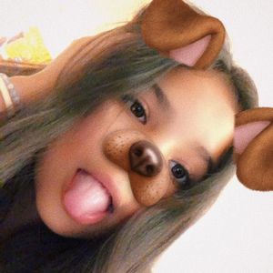 Meet your Posher, Letícia